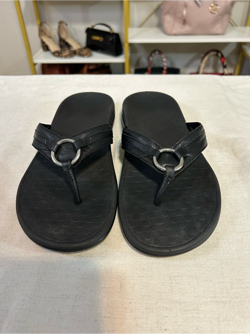 Vionic BlackTide Aloe Women's Comfort Flip Flop Sandals with Ring Accent Sz 10 - Picture 7 of 7